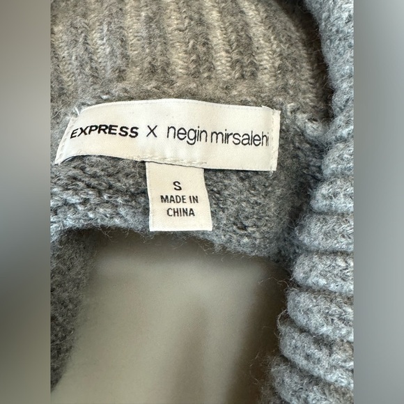 Small cowl neck oversized turtleneck warm gray express X negin mirsalehi sweater - Picture 6 of 10